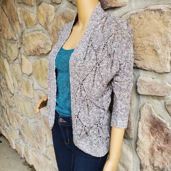 FOREVER 21 | Gray Cover-Up Sweater Shawl - Picture 2 of 7